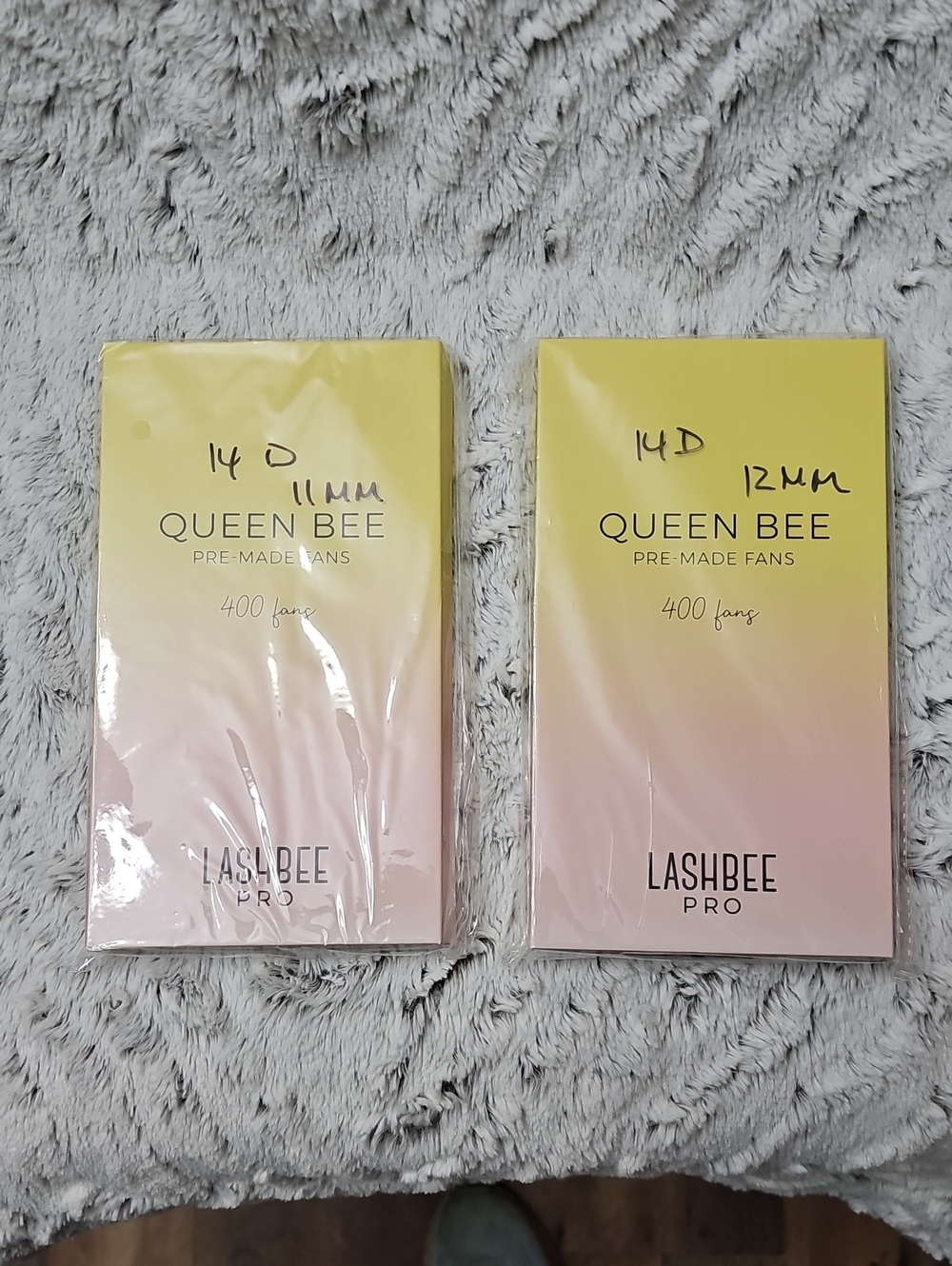 Queen Bee Pre-Made Fans - Pink/Yellow Gradient